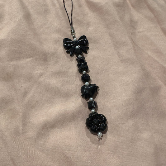 Black bow and heart phonecharm