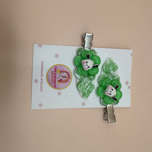 Green floral clips